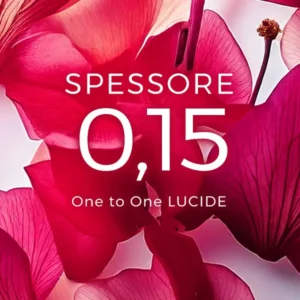 Scritta bianca su sfondo petali rose