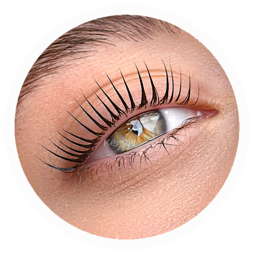 foto occhio primo piano in un cerchio con ciglia lunghe